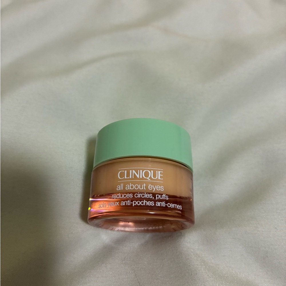 Clinique Eye Cream in Mint and Peach